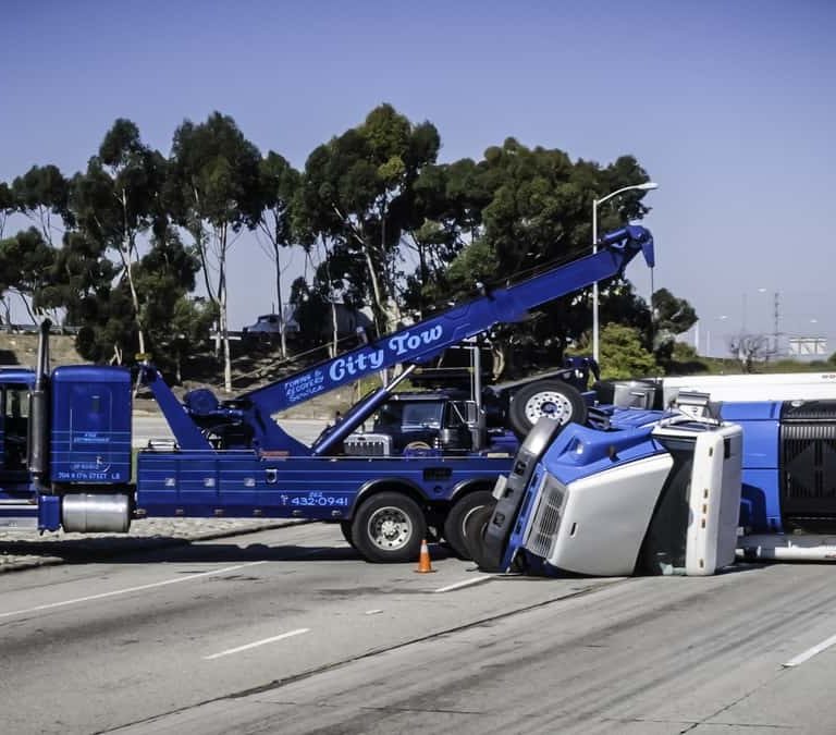 Here are some things you need to know if you want safe trailer towing